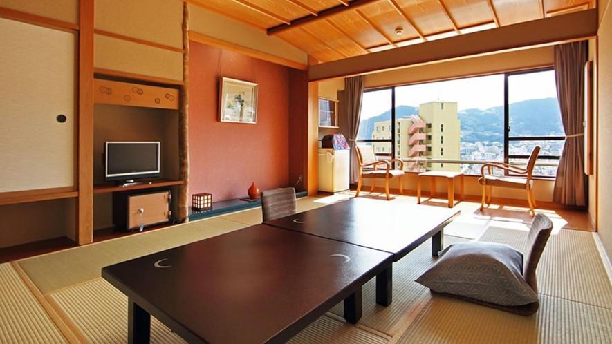 Atami Juraku Hotel Exteriör bild
