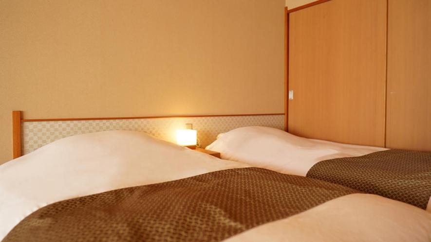 Atami Juraku Hotel Exteriör bild